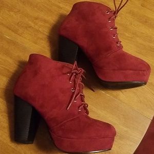 Witchy velvety booties